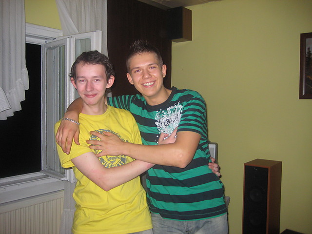 :) moja 18  