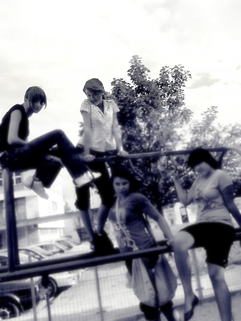 laski mojee;**