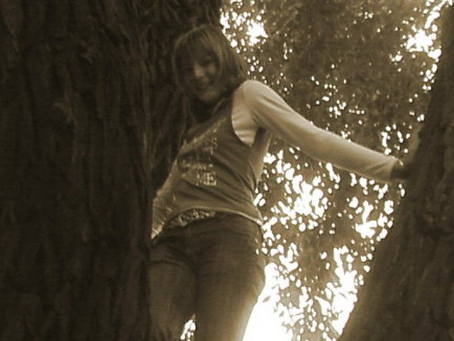 na drzewku   ;*