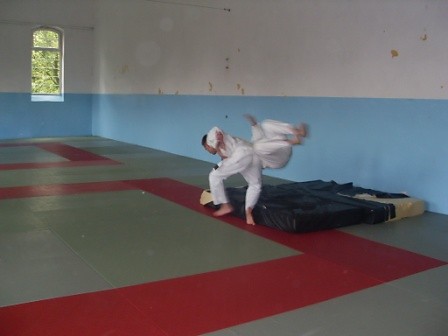 JU-JITSU