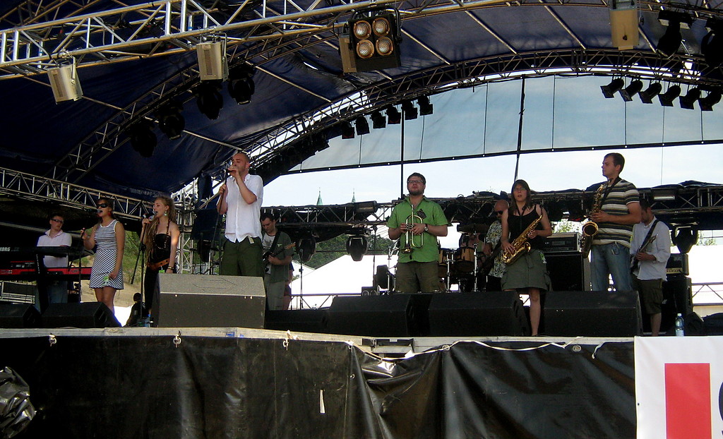 Parali Band.