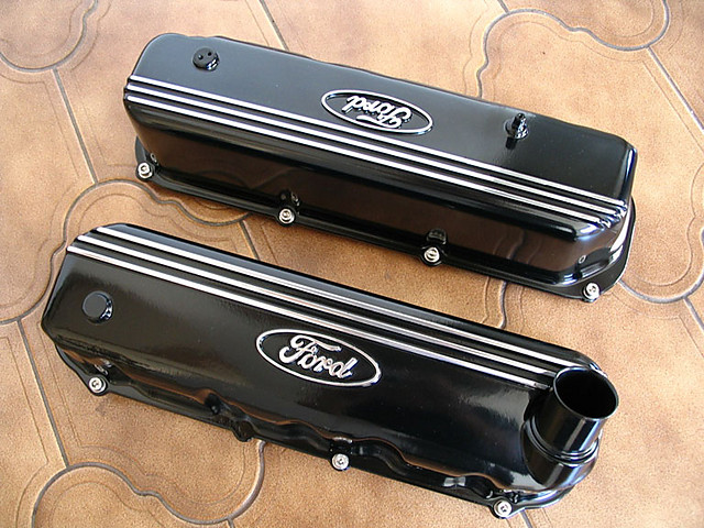 Ford 2.8 V6 - Pokrywy zaworw