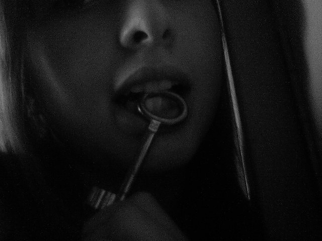  :*
