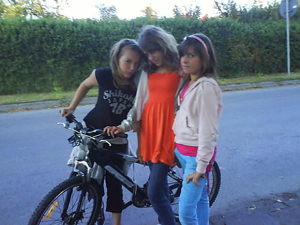 Karo & Siwa & Dastin 