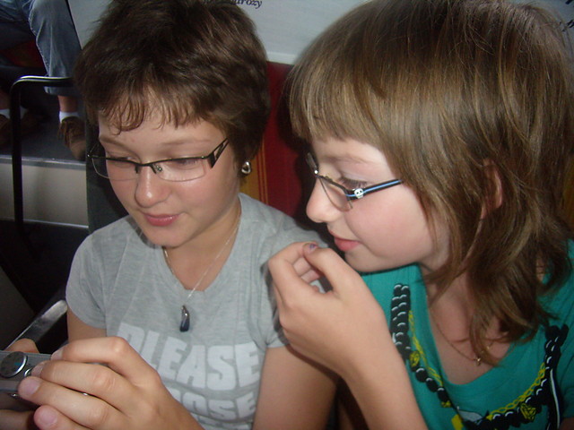 Darusia i Kinia ;**