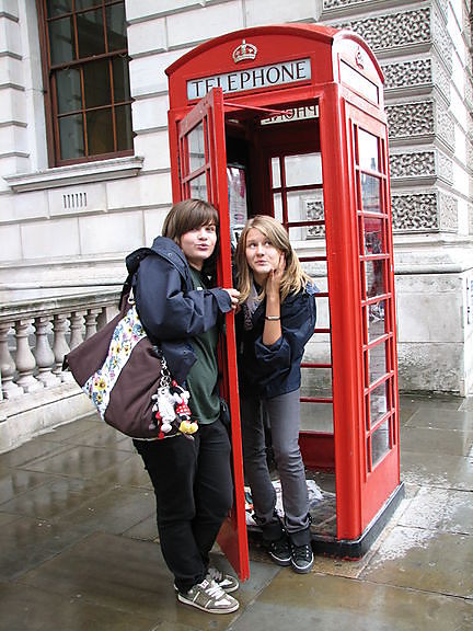 Bush Sisters in London.