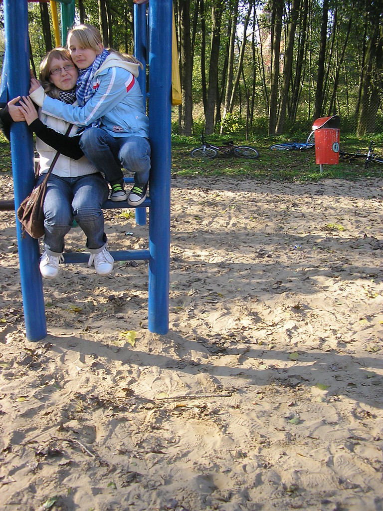 z Izk :*