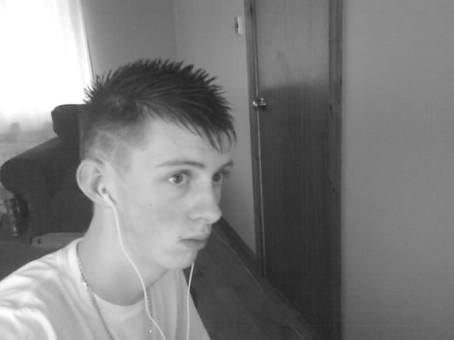 Me chillin at the computer