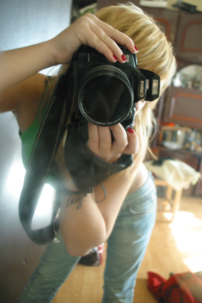 ;*