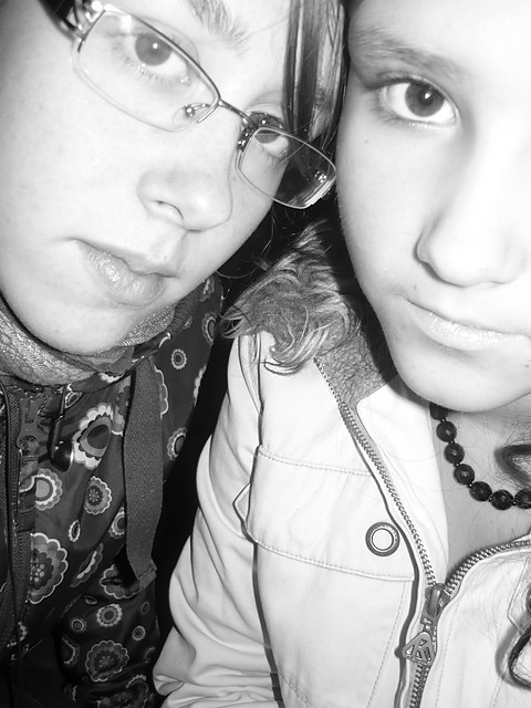 ` nie jedn t sam twarz.