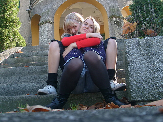 z ni ;*