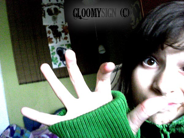 gloomysign (c) otwarte.