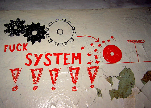 Pierdol system!
