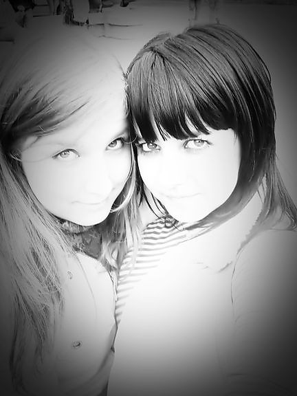 black&white