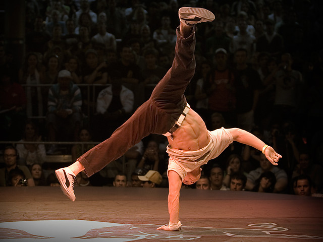 One Hand Stand a jak he