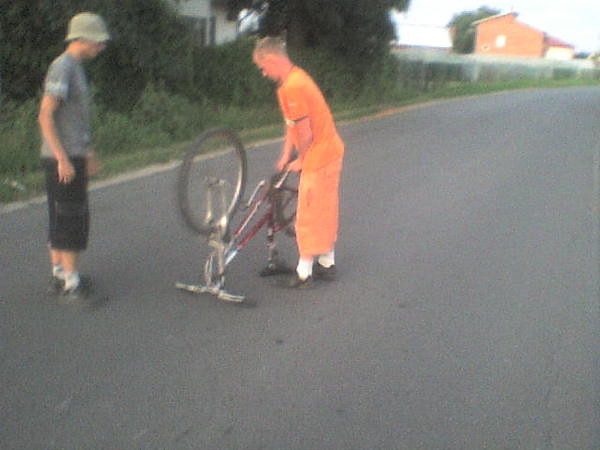 Niewiem ktoto robil ale fajne :P