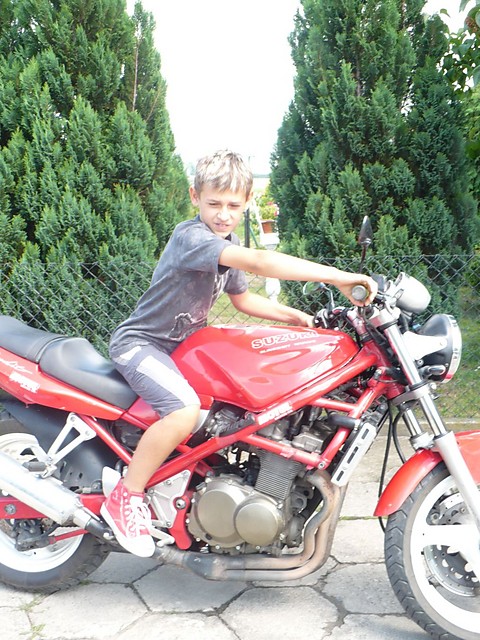 SuZuKi -400 (Kuzaja)