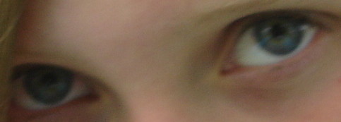 LooK aT You, LooK At Me ..