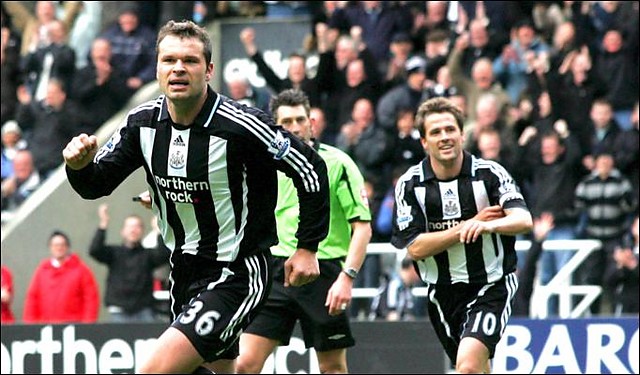 Mark Viduka&Michael Owen