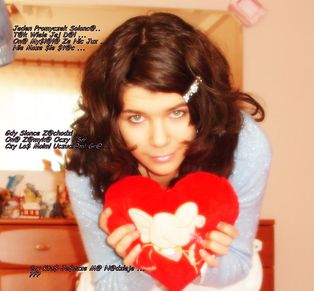 Miley Cyrus - 7 Things