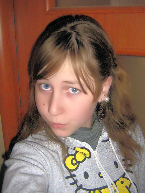 Tysia ;**