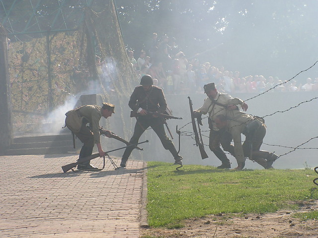 Historia - rekonstrukcja