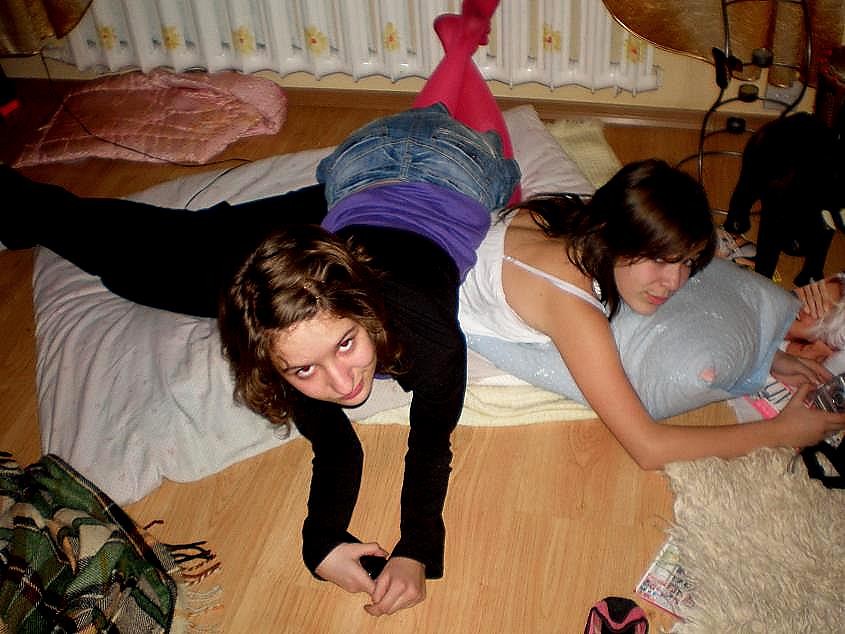 Z Ann;*)