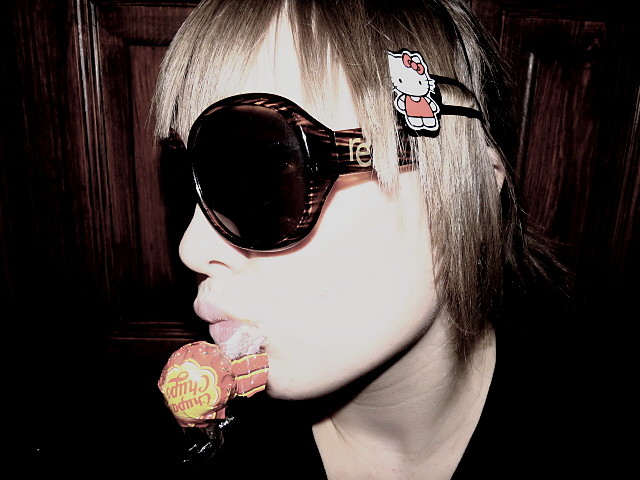 cakiem incognito...