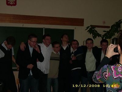 Klasa 2F obchodzi Wigili :)