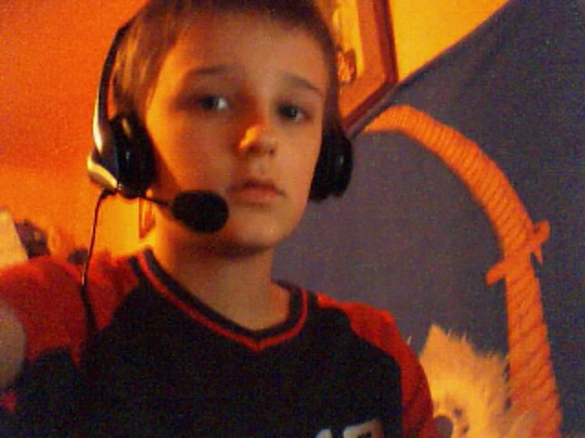 :D ;]