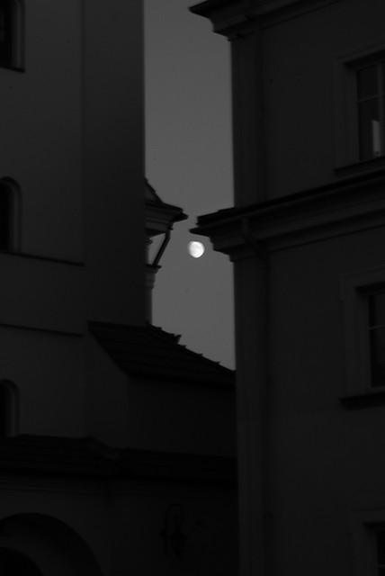 Cel w oddali.