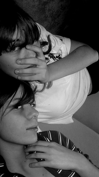 z Mart!;*