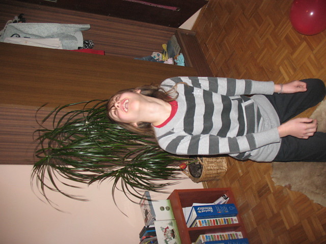 Dziecka We mnier Z 3 tony.