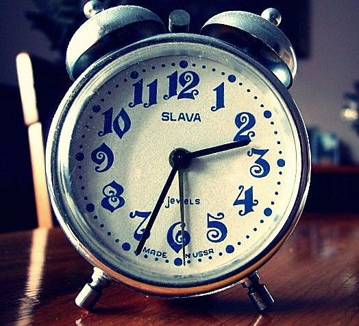 tik tak.