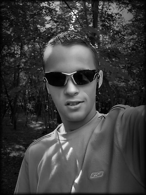 b-w ;P