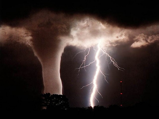 TORNADO - trba powietrzna