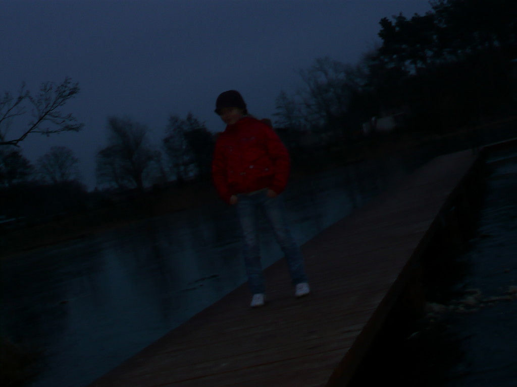 Jezioro ;**