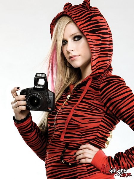 Avril :) 
