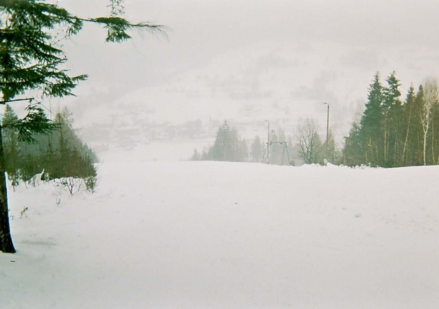 Zima w Beskidach - w dole Brenna