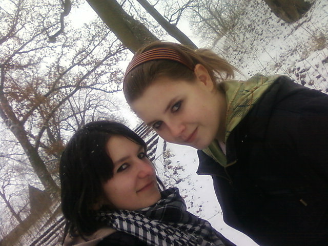 mYY ;]