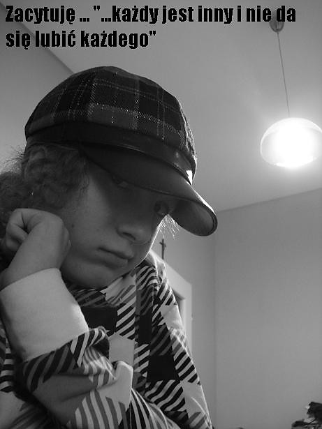 first photto..^^..Hp:***