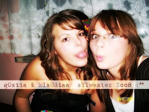 Pierwsze zdjecie:*