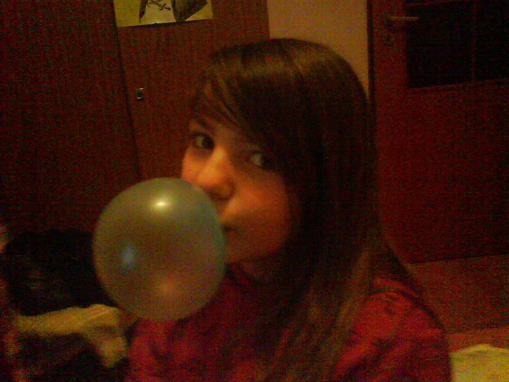 Baloon ;**