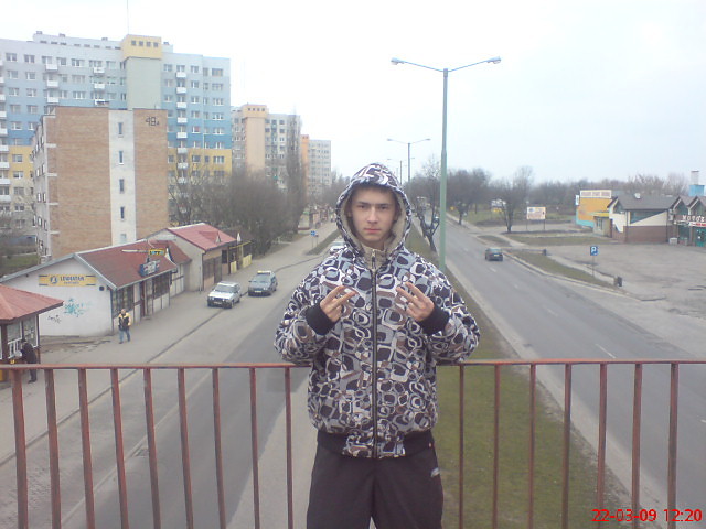 ElO =]