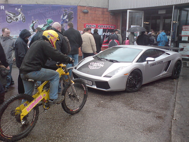 Rocky vs Lambo