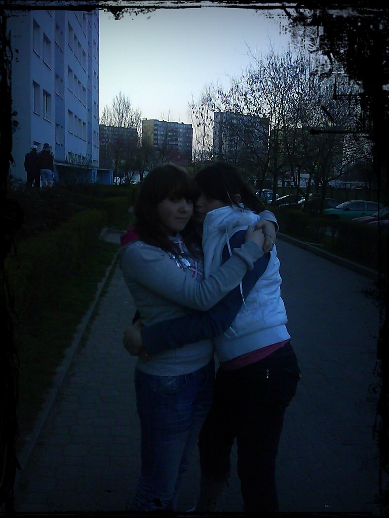 z Kik. x33