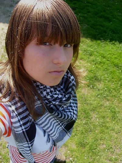 < 3  :** ^^ .. ' 