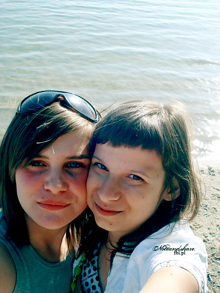 z moj < 3.