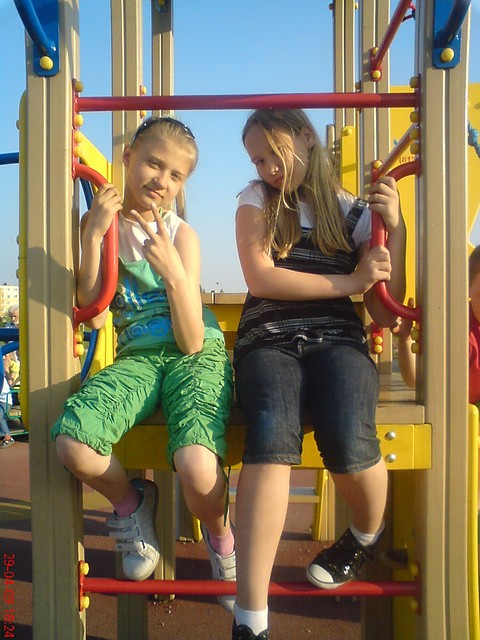 Z Klauduch ;**