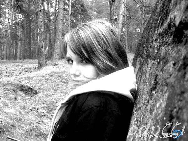 PauLLi ; * .